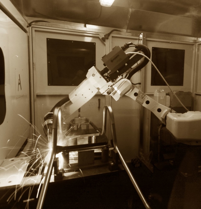 Automatic Robotic Welder 2MB
