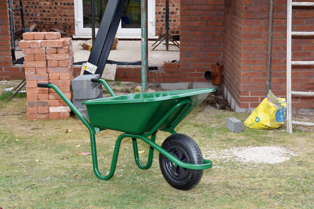 Haemmerlin green heavy duty wheelbarrow 90l deals